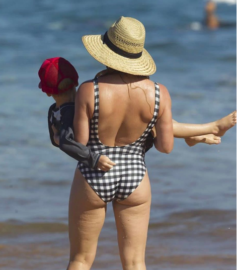 Hilary Duff dit non au body shaming sur Instagram 